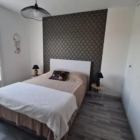 Malau Pour 6 Personnes Près De Royan Et Ses Plages, Charente Maritime * Saint-Augustin (Charente-Maritime)