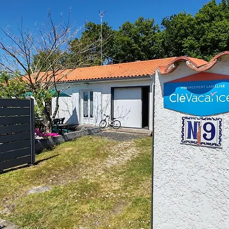 Malau Pour 6 Personnes Pres De Royan Et Ses Plages, Charente Maritime Holiday home *