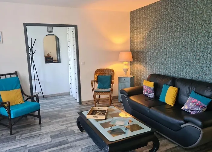 Malau Pour 6 Personnes Pres De Royan Et Ses Plages, Charente Maritime Сasa de vacaciones