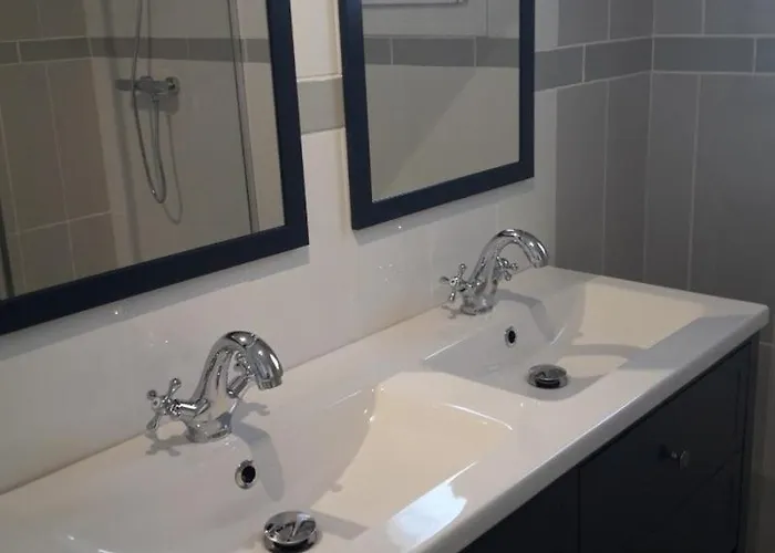 Malau Pour 6 Personnes Pres De Royan Et Ses Plages, Charente Maritime Сasa de vacaciones